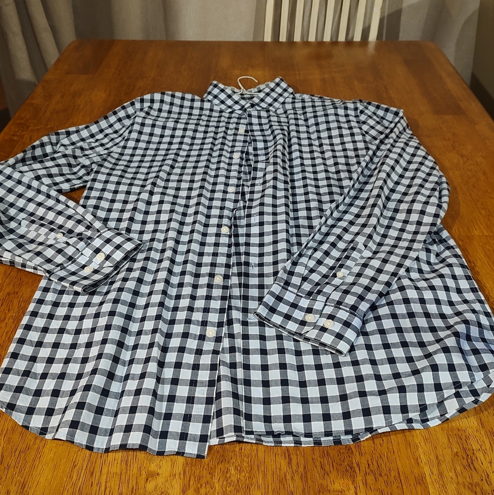 Men's Express extra slim extra large TG size 17 to 17 1/2 checkered shirt